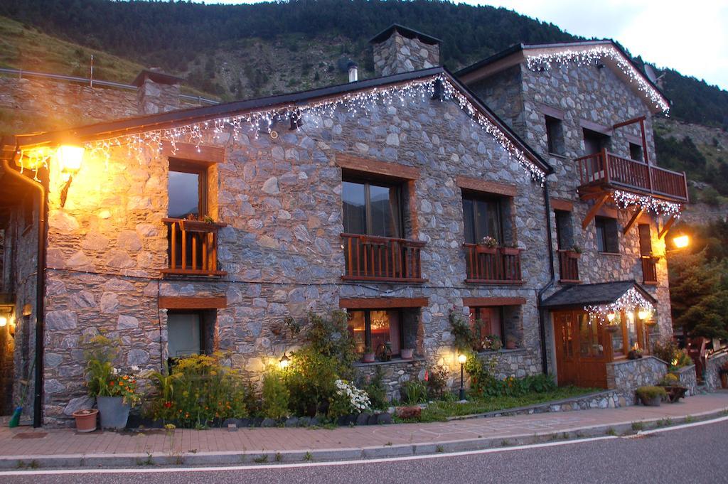 Casa Rural Restaurant Borda Patxeta Canillo Exterior photo