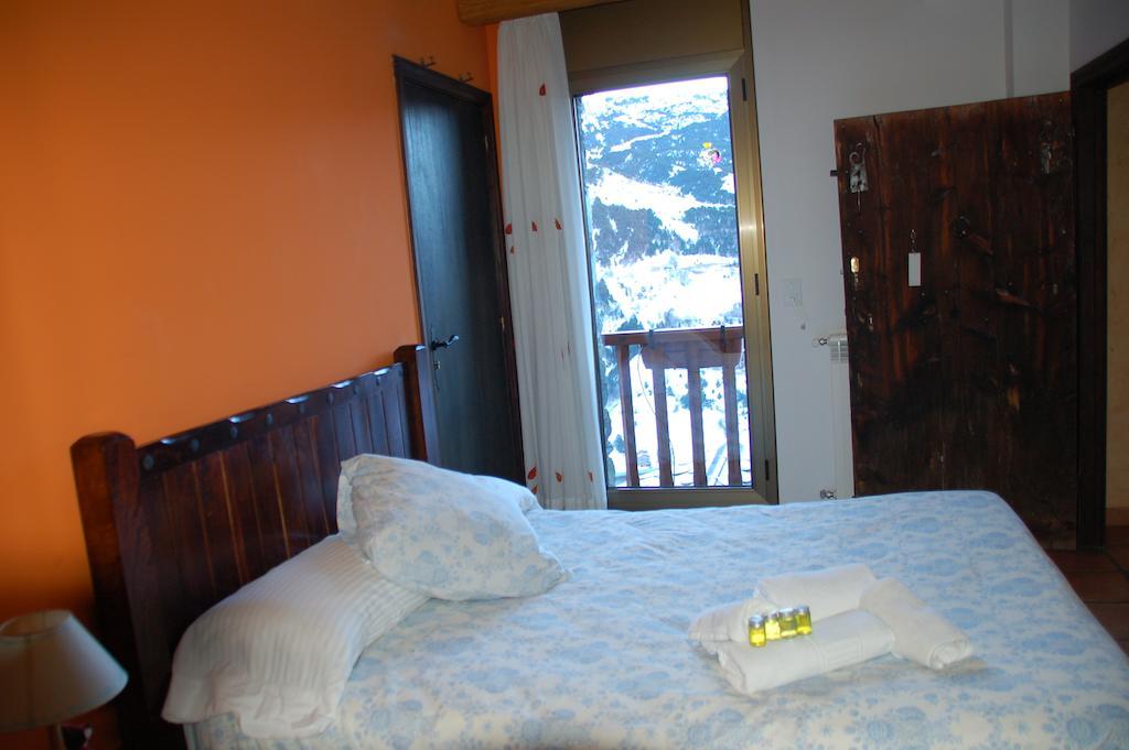 Casa Rural Restaurant Borda Patxeta Canillo Room photo
